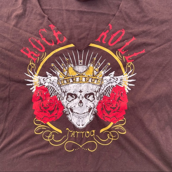 Brown v neck shirt - Picture 2 of 5